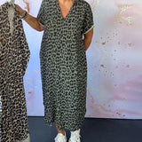 Lia™ Vestido de manga curta com decote em V e estampado de leopardo