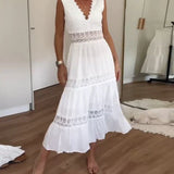 Vestido branco com renda decote em V