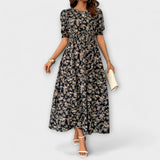 Amelia - Vestido com Decote Redondo