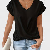 Maia – Blusa V com Decote em V e Frontal Torcido