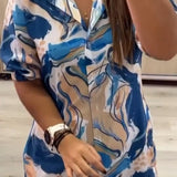 Vestido feminino com estampa abstrata de manga curta