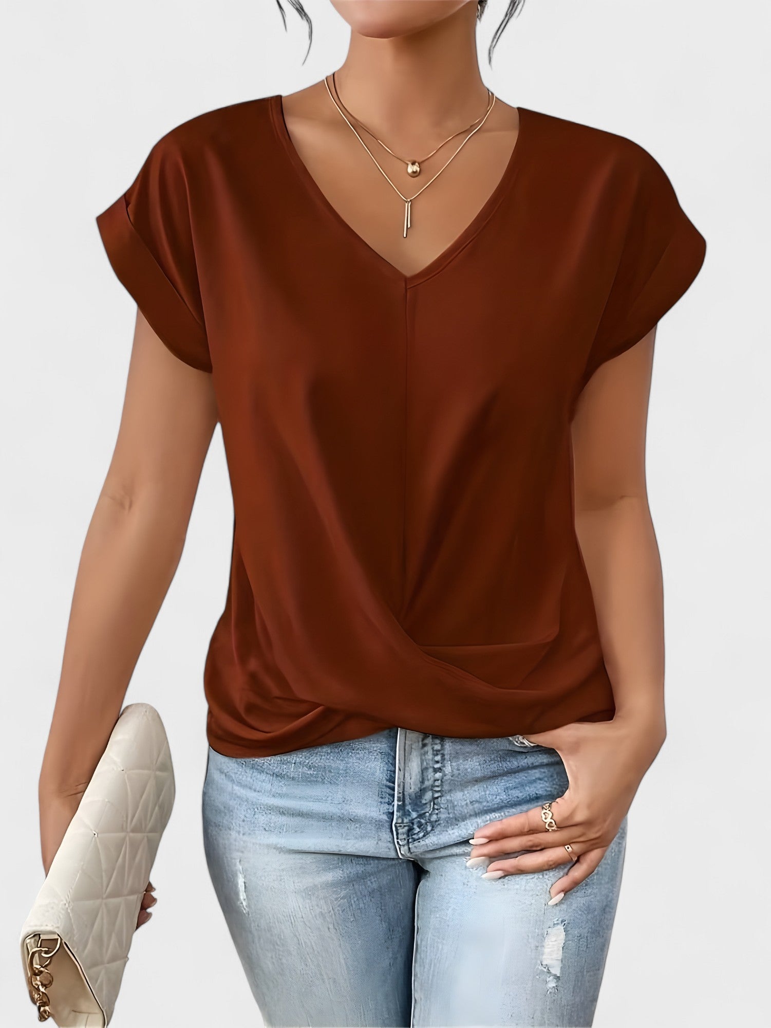 Maia – Blusa V com Decote em V e Frontal Torcido