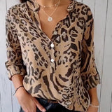 Top com estampa de leopardo com decote em V