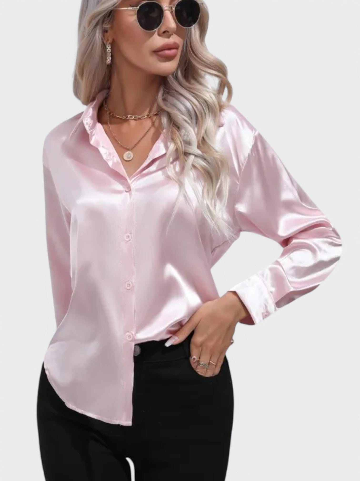 Leah | Elegante Blusa de Cetim para um Look Luxuoso