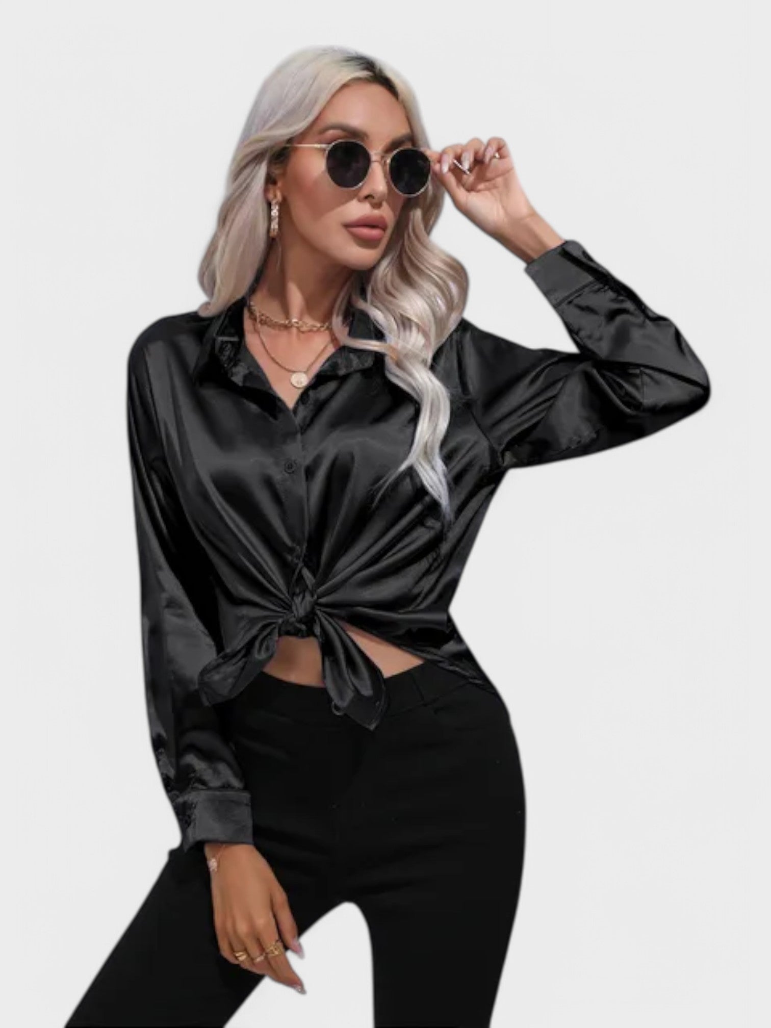 Leah | Elegante Blusa de Cetim para um Look Luxuoso