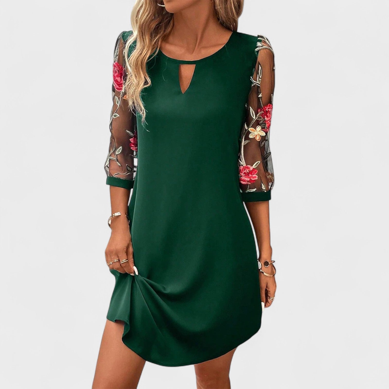 Sharina | Roupa de dormir floral para mulher | Mini