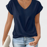 Maia – Blusa V com Decote em V e Frontal Torcido