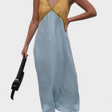 Lara - Vestido elegante com decote em V de cor contrastante