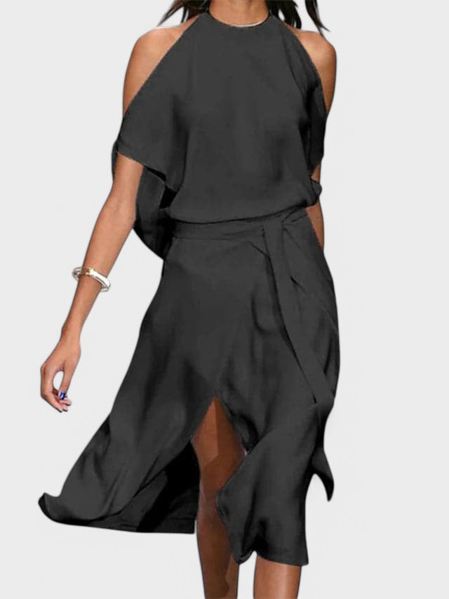 Laura - Magnífico vestido com ombros à mostra