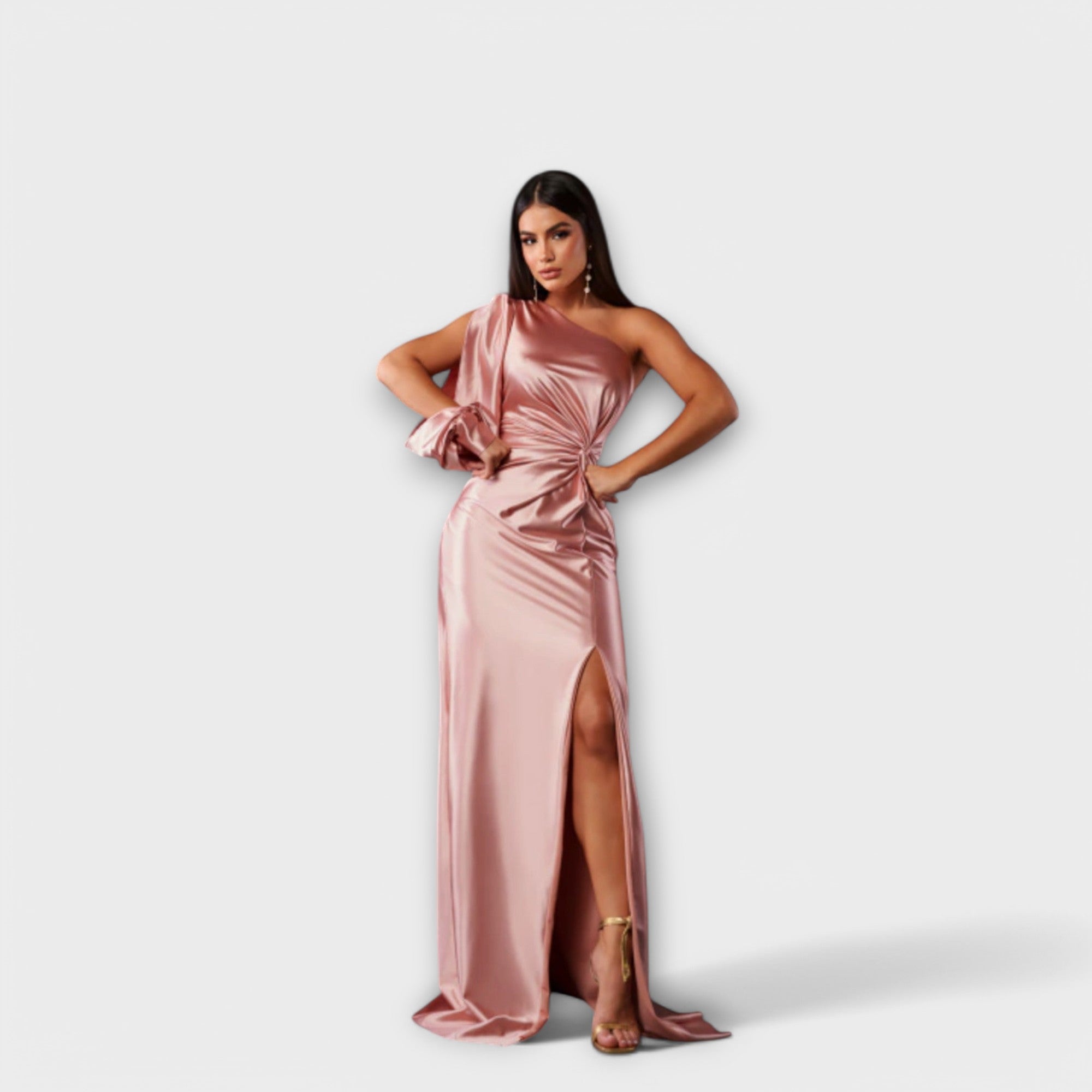Amelia - Um vestido gracioso com uma finesse impecável