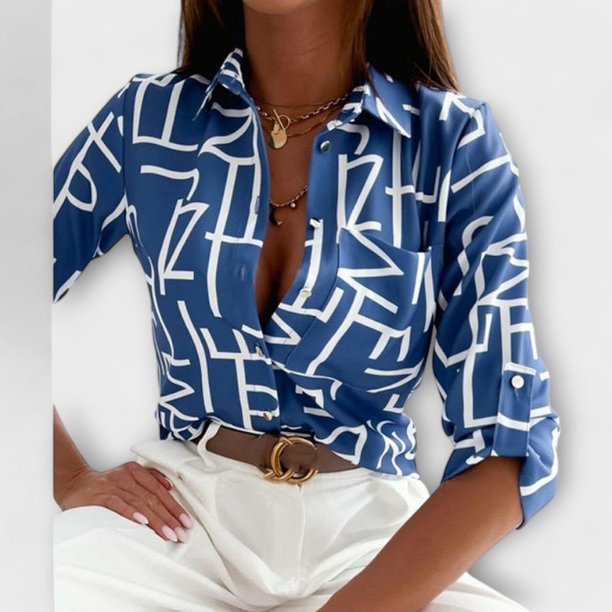 Clara - Blusa com Gola Clássica