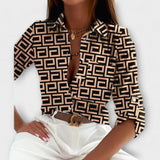Clara - Blusa com Gola Clássica